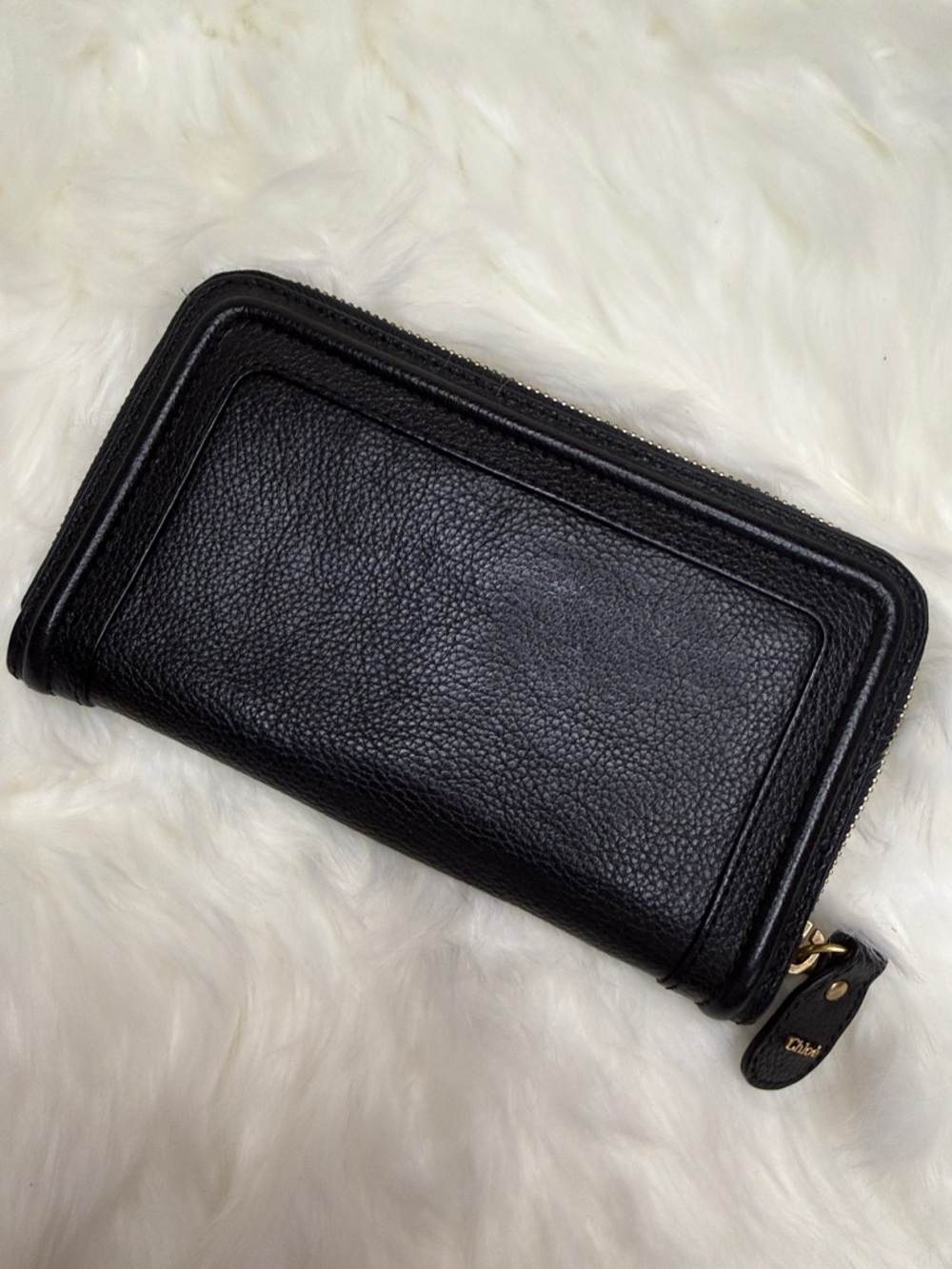 Chloé Black Leather Zip-Around Wallet - Picture 9 of 10